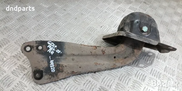 Носач VW Golf Plus 2005г.(заден десен)	