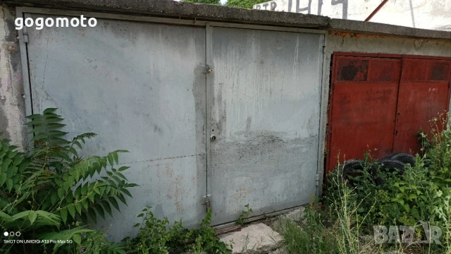 Гараж от СОБСТВЕНИК,ТОК,КАНАЛ,АСВАЛТ,НОТАРИАЛЕН АКТ,Русе, високото,АВТОМИВКА ПЕТРОХАН,Здравец Изток, снимка 3 - Гаражи и паркоместа - 49736495