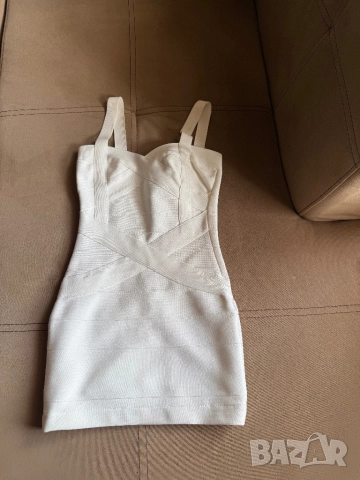 Бяла бандажна рокля!, снимка 1