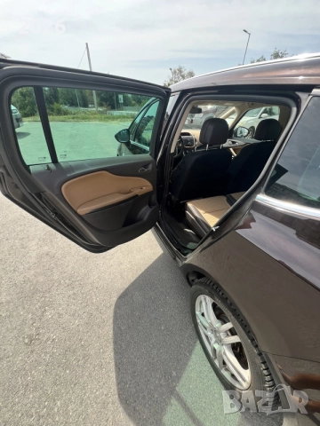 Opel Zafira tourer 1.6 турбо 150к.с, снимка 9 - Автомобили и джипове - 55898892