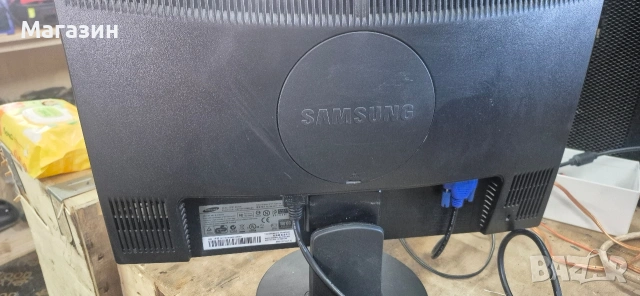 Монитор Samsung , снимка 5 - Монитори - 53797678