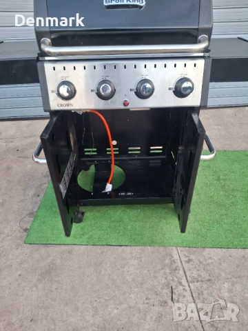 Газово Барбекю Broil King- НОВО, снимка 3 - Барбекюта - 52425333