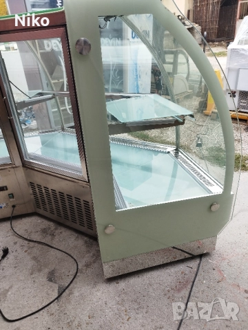 Хладилна витрина Showcase, снимка 5 - Хладилни витрини и фризери - 52053793