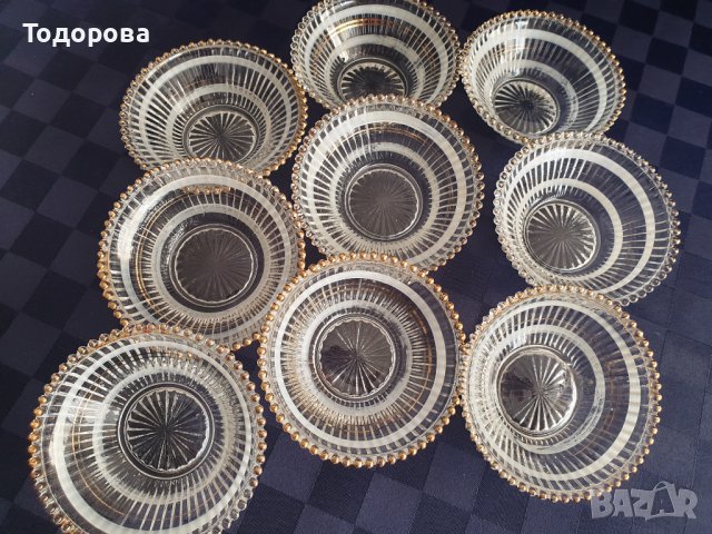 Стари стъклени купички с богата позлата - 9 броя., снимка 6 - Сервизи - 41593001