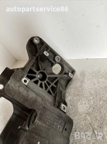 Държач за скоба за Jeep Cherokee KJ 2.8 CRD (2008) 90513034F, снимка 2 - Части - 53384659