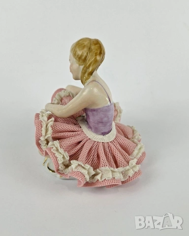 Порцеланова фигура на балерина с дрезденска дантела - Wilhelm Rittirsch, снимка 2 - Статуетки - 53066935