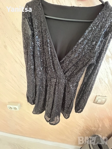 Летен лот: дънкови къси гащи и два гащеризона, снимка 5 - Гащеризони - 52412350