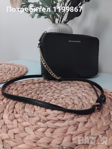 Michael Kors дамска чанта, снимка 2 - Чанти - 52203948
