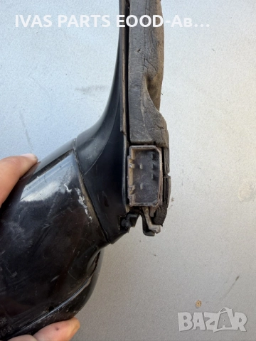 Дясно огледало :Audi 100/A6-97-2000г, снимка 3 - Части - 55721345