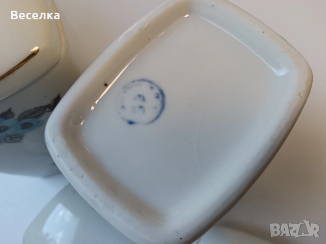 Порцеланови буркани за подправки , снимка 6 - Антикварни и старинни предмети - 52424404