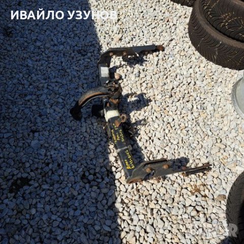 Теглич Hyundai ix20, снимка 9 - Части - 42131344