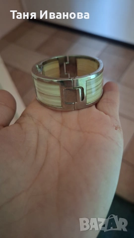 Дамски часовник, снимка 2 - Дамски - 53825462