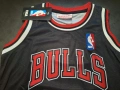 Детски баскетболен екип на Майкъл Джордан #23#Чикаго Булс#Mitchell & Ness!, снимка 3
