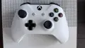 Xbox one S 2TB, два контролера, снимка 3