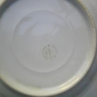 Лот от три стари порцеланови чинии на Изида и други две фабрики в България, снимка 6 - Други ценни предмети - 39515563