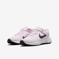 Дамски маратонки Nike Revolution 6, снимка 2 - Маратонки - 44412835