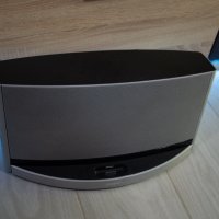 Bose SoundDock 10 - уникален и мощен настолен спийкър за iPhone и iPod, снимка 1 - Аудиосистеми - 41803101