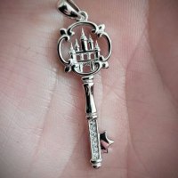 Изключително красив сребърен ключ-замък, снимка 1 - Колиета, медальони, синджири - 40412866