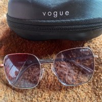 Чисто нови слънчеви очила Vogue , снимка 2 - Слънчеви и диоптрични очила - 39647975