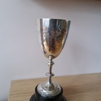 Английска сребърна чаша  сребърен бокал, снимка 1 - Антикварни и старинни предмети - 39969142