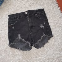 Къси панталонки Zara,bershka, снимка 3 - Къси панталони и бермуди - 41656474