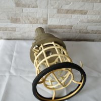 Индустриална подвижна лампа (влагозащитена и взривозащитена) - Made in GDR, снимка 9 - Други машини и части - 34840477