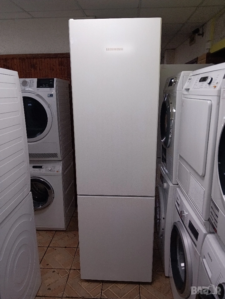 Комбиниран хладилник с фризер Liebherr два метра с две години гаранция!, снимка 1