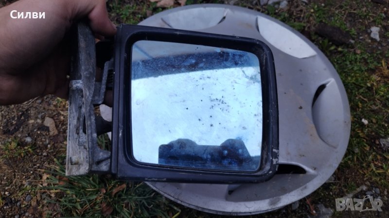 Ел дясно огледало за Мерцедес 190 В201 В124 от Mercedes W201 W124 електрическо пасажерско, снимка 1