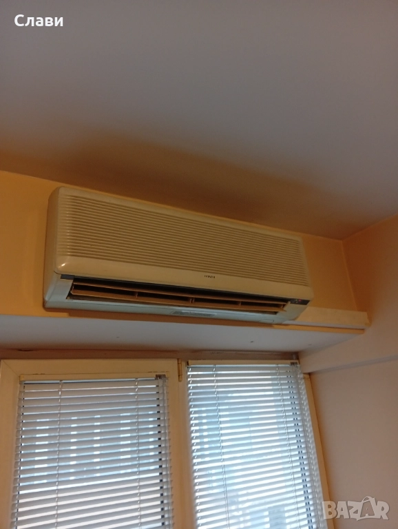 Продавам климатик Хитачи, работи в добро състояние , снимка 1
