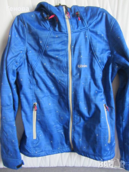 Дамско туристическо яке с качулка размер 44, снимка 1