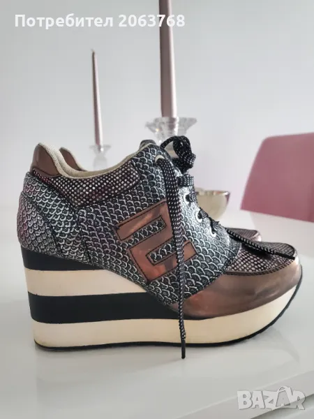 Сиви обувки - змийски мотиви, снимка 1