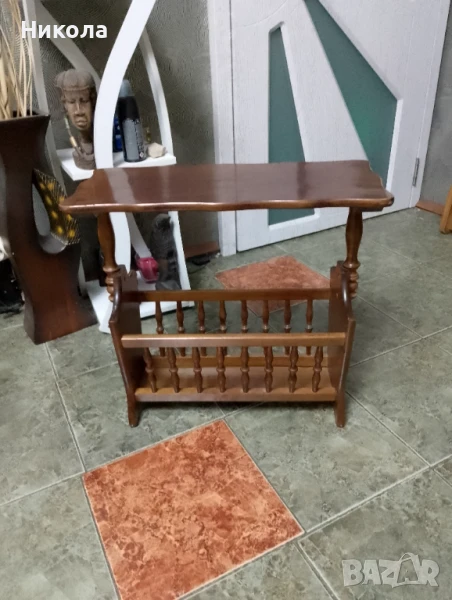 масичка с поставка за списания, снимка 1