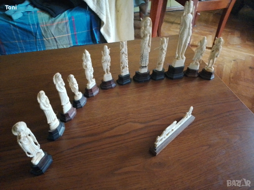 Колекция от слонова кост индийски богове и една друга фигура бартер, снимка 1