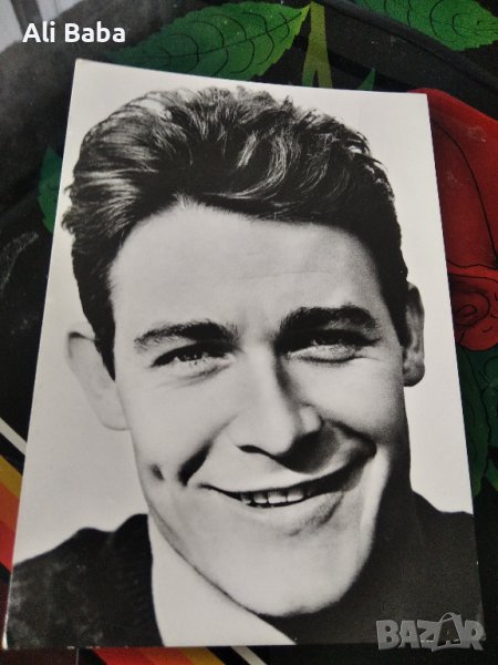 Картичка/снимка френския актьор Жак Шарие , снимка 1