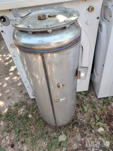 Хромникелов водосъдържател с медна серпентина, снимка 1