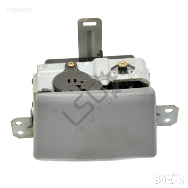 Пепелник Toyota Avensis Verso 2001-2009 ID:109887, снимка 1