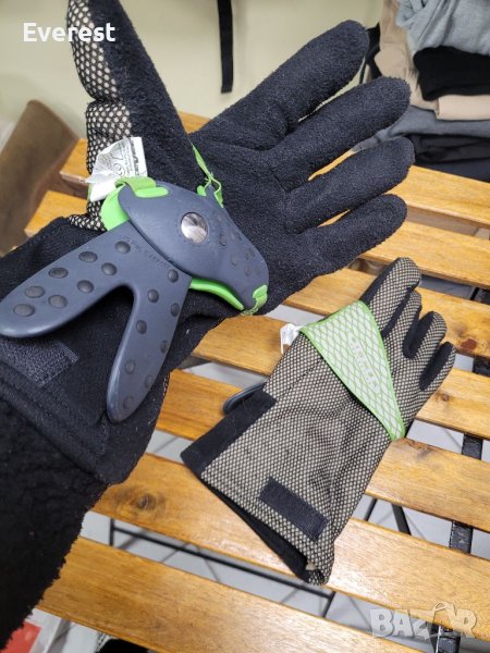 Ръкавици - протектори за сноуборд, снимка 1