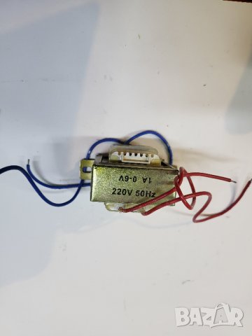 Трансформатор, захранване  6  волта  - 1 ампера, снимка 1 - Друга електроника - 39561859