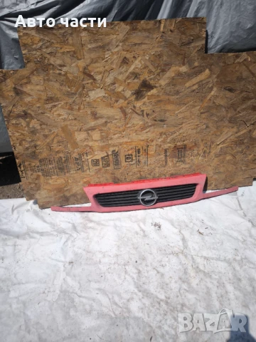 Решетка Маска Опел Астра Ф Червена(1991г. -1998г.)N