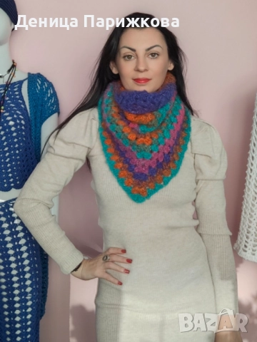 Ръчно плетен триъгълен шал модел „Белисимо“, снимка 9 - Шалове - 52749580