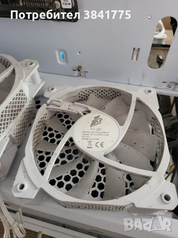 Две кутии, дъно, процесор, 6 плочки рам и захранване , снимка 7 - Захранвания и кутии - 52817290