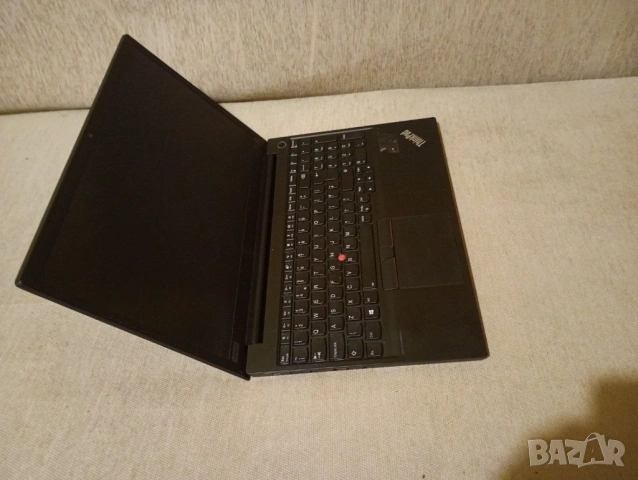ThinkPad E15 Gen 2/ i5-1135G7 / не пали
