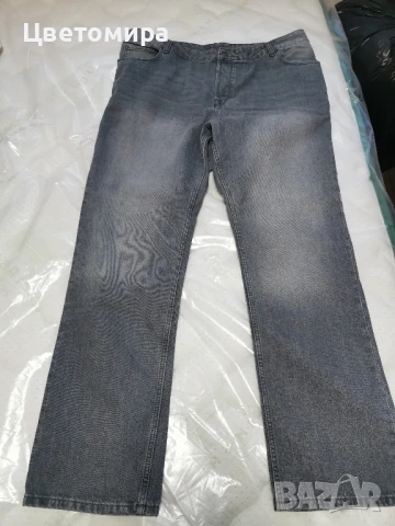 Мъжки нови дънки