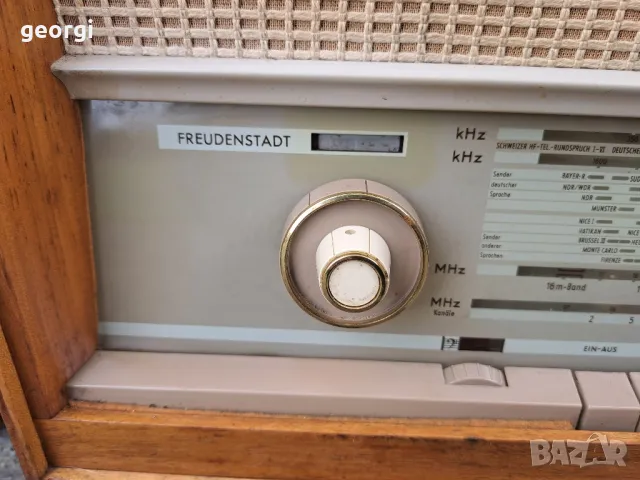 немско лампово радио Saba, снимка 4 - Радиокасетофони, транзистори - 50239713