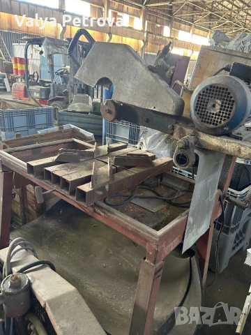 лентоотрезна машина за метал (metal bandsaw / band saw machine, снимка 3 - Други машини и части - 53661748