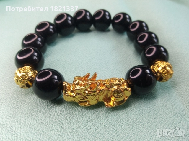 Гривна от мъниста обсидиан