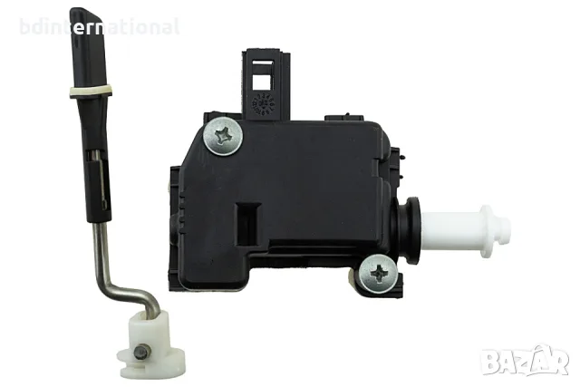 Моторче за капачка на резервоар, VW Touran 1T, снимка 4 - Части - 56063394