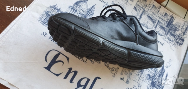 Дамски спортни обувки Under Armour, снимка 3 - Маратонки - 51687051