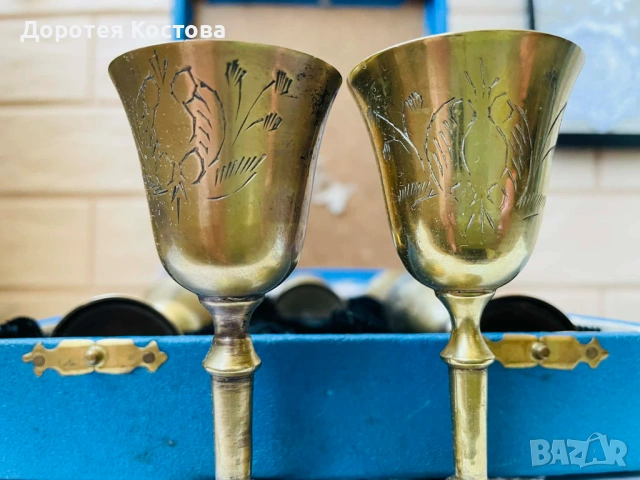 Красиви малки месингови чаши от Англия в кутия, 6 бр металорезба, снимка 5 - Антикварни и старинни предмети - 53867976