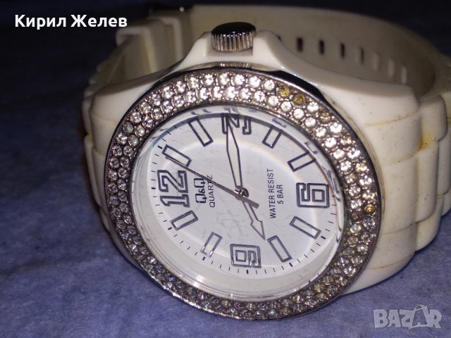 Q&Q ФЕШЪН МАРКОВ ЯПОНСКИ КВАРЦОВ ДАМСКИ ЧАСОВНИК Кю и Кю с БЛЕСТЯЩИ КРИСТАЛЧЕТА 34129, снимка 8 - Дамски - 40431879